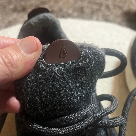 Allbirds Women's Merino Wool Charcoal and Cream Athletic Shoes - Picture 6 of 9